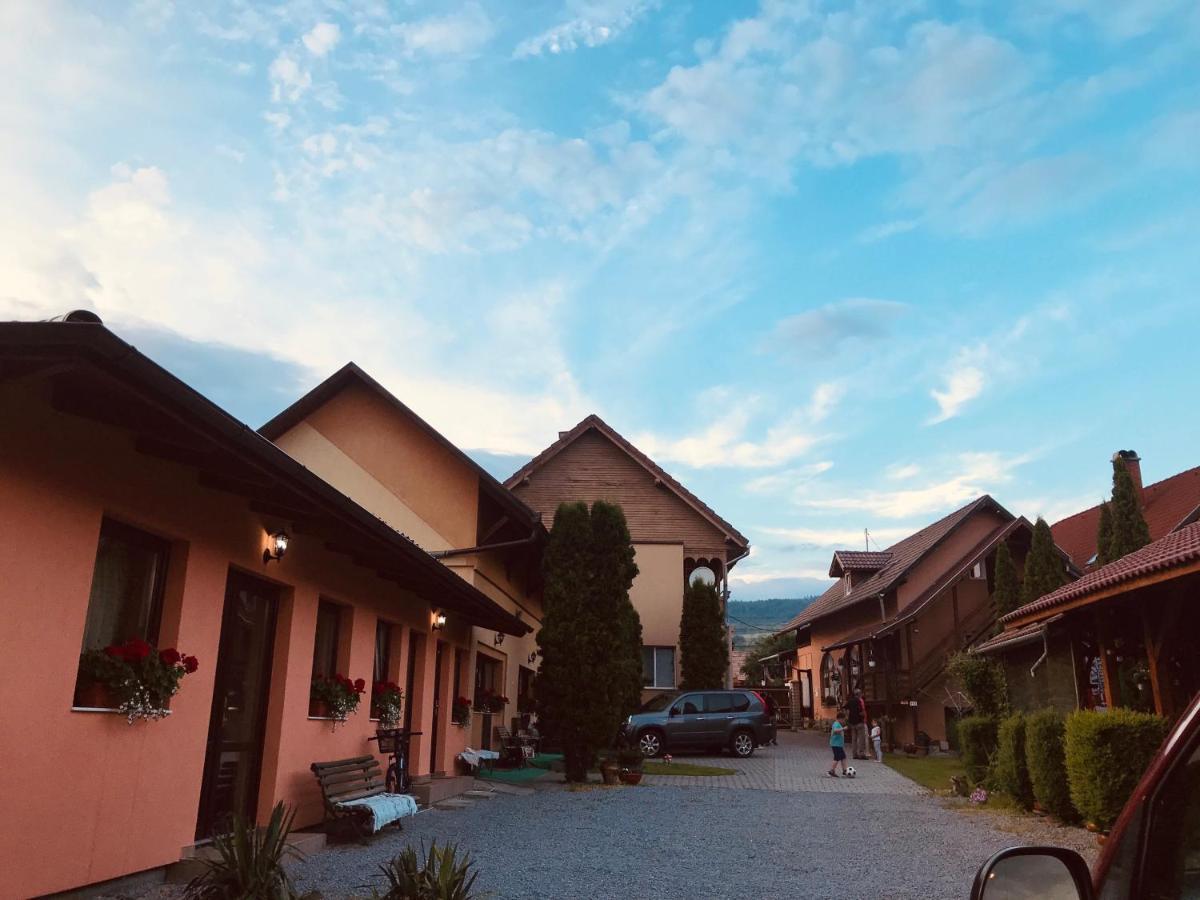 Evelyn Panzio Hotel Korond Kültér fotó